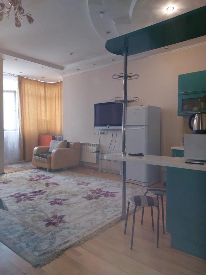 1 комнатная в жк в самале Apartment Almaty